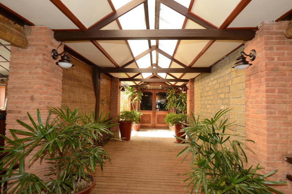 Bagan Thiripyitsaya Sanctuary Resort Екстериор снимка
