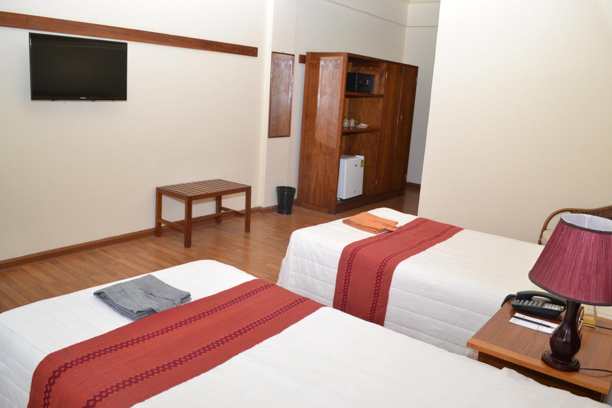 Bagan Thiripyitsaya Sanctuary Resort Екстериор снимка