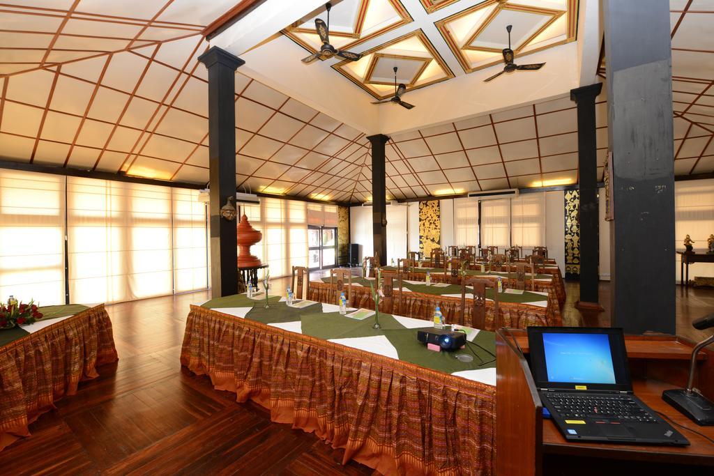 Bagan Thiripyitsaya Sanctuary Resort Екстериор снимка